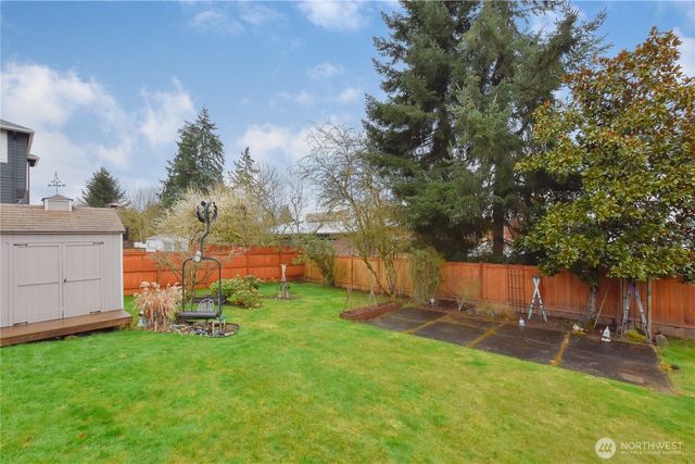 2403 238th Place SE, Bothell, WA 98021