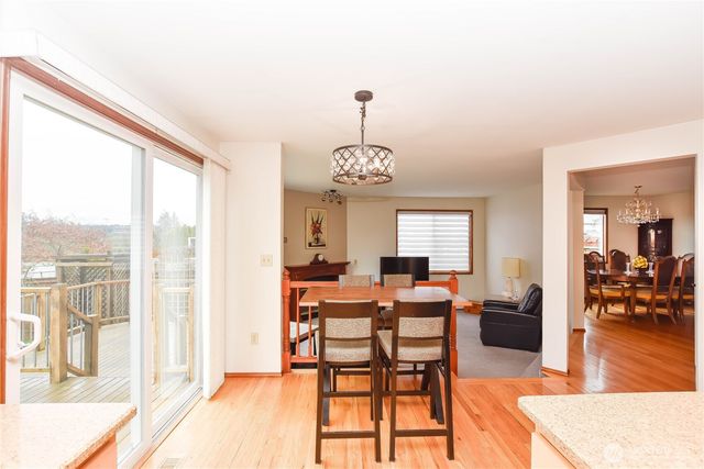 2403 238th Place SE, Bothell, WA 98021