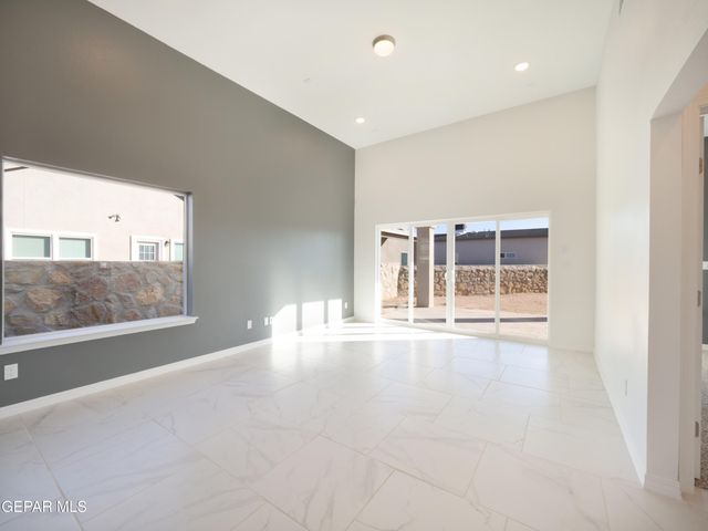 6041 Summer Ridge, Santa Teresa, NM 88008