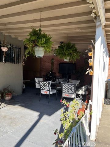 416 E 31st Street, Los Angeles, CA 90011