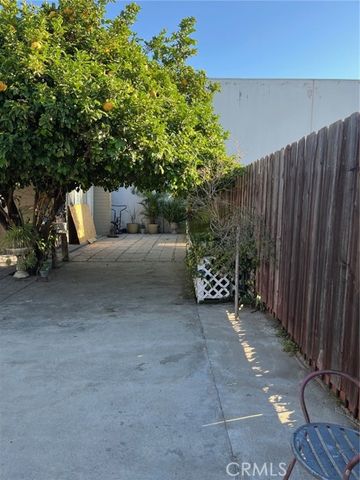 416 E 31st Street, Los Angeles, CA 90011