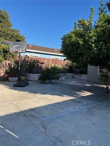 416 E 31st Street, Los Angeles, CA 90011