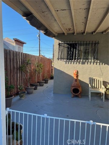 416 E 31st Street, Los Angeles, CA 90011