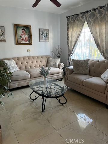 416 E 31st Street, Los Angeles, CA 90011