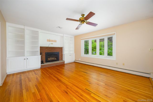 24 Johns Boulevard, Poughkeepsie, NY 12603