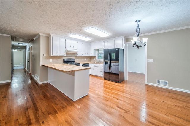 216 Cedar Valley Court, Canton, GA 30115