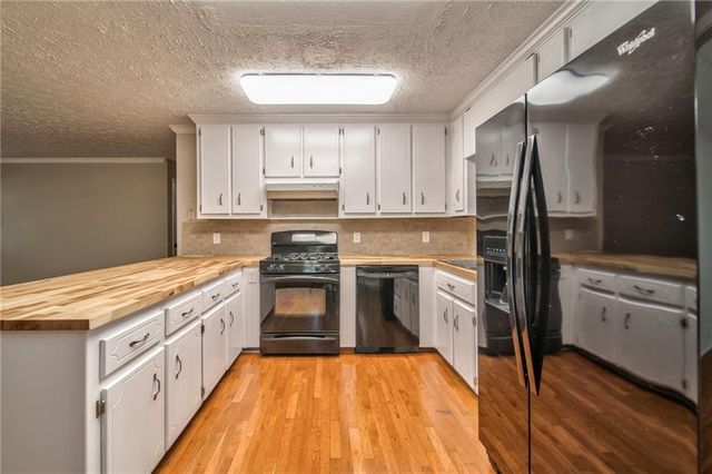 216 Cedar Valley Court, Canton, GA 30115