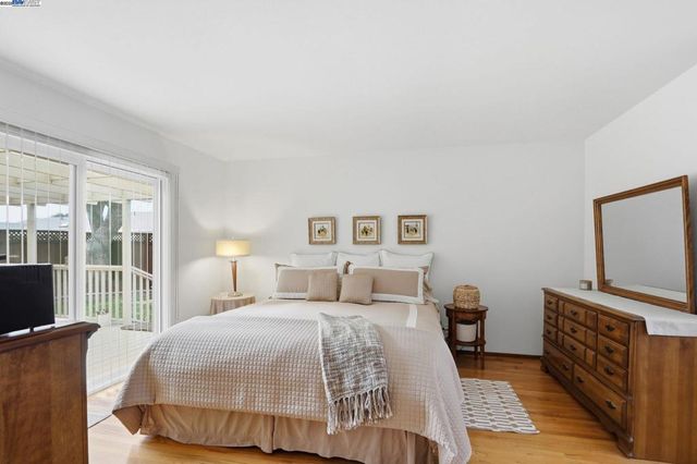 3155 Mackenzie Pl, Fremont, CA 94536