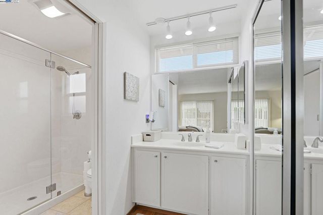 3155 Mackenzie Pl, Fremont, CA 94536
