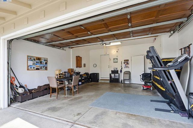 3155 Mackenzie Pl, Fremont, CA 94536