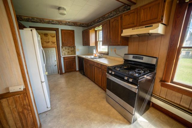 116 N Charles Street, Westfield, WI 53964