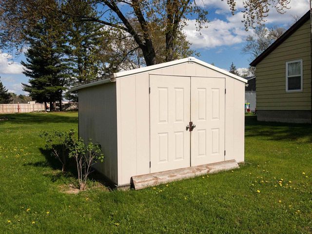 116 N Charles Street, Westfield, WI 53964