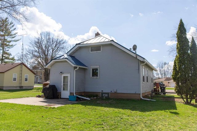 116 N Charles Street, Westfield, WI 53964
