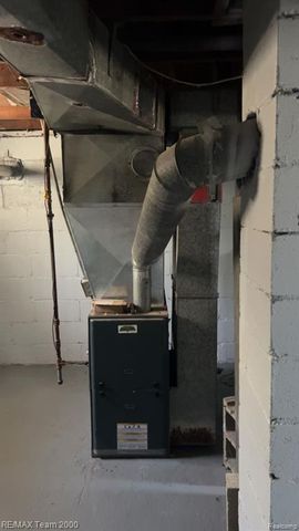 776 Cleophus Parkway, Lincoln Park, MI 48146