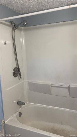 776 Cleophus Parkway, Lincoln Park, MI 48146