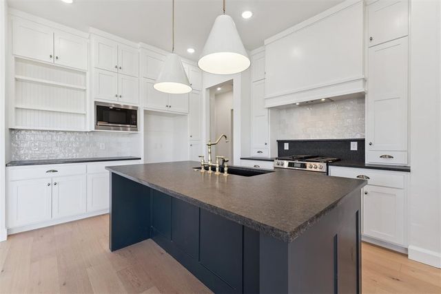 6000 Frankie Lynn Lane, Edmond, OK 73034