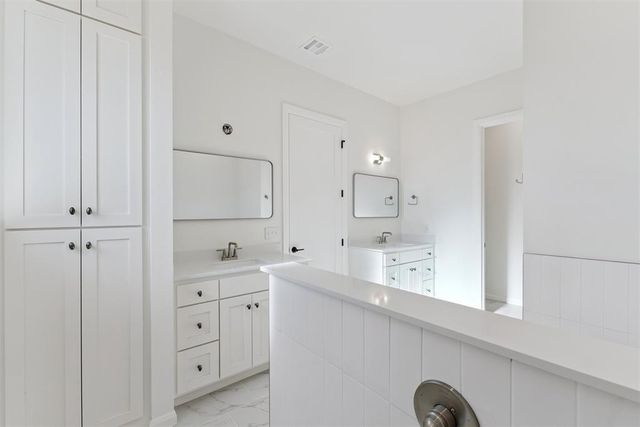 6000 Frankie Lynn Lane, Edmond, OK 73034