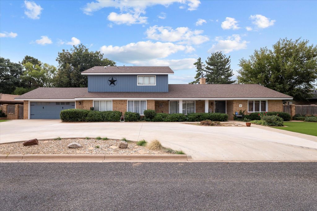 116 E 26th Street, Littlefield, TX 79339