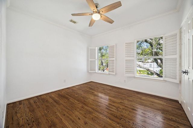 4601 Mimosa Drive, Bellaire, TX 77401