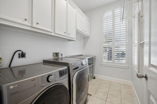 4601 Mimosa Drive, Bellaire, TX 77401