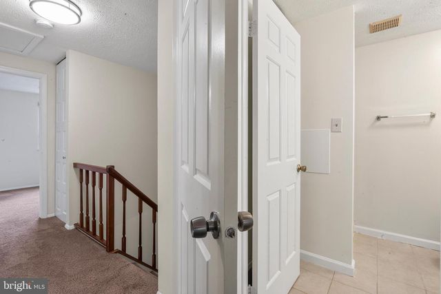 7525 WEATHERBY DR, Rockville, MD 20855