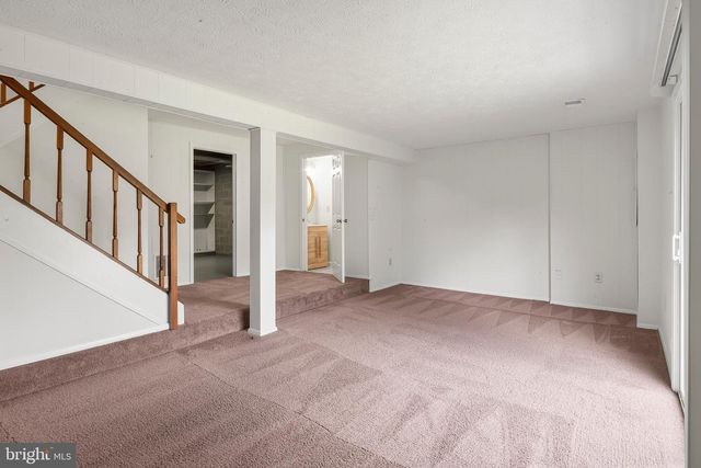 7525 WEATHERBY DR, Rockville, MD 20855