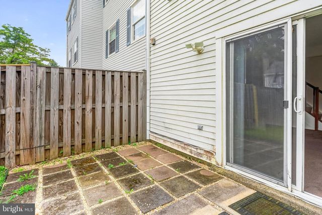 7525 WEATHERBY DR, Rockville, MD 20855