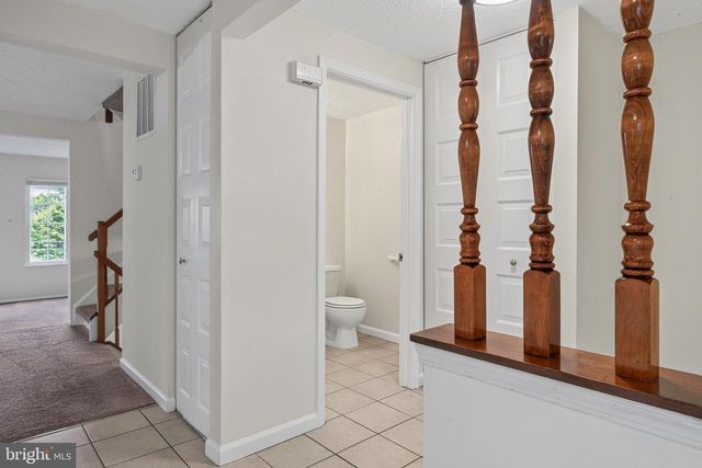 7525 WEATHERBY DR, Rockville, MD 20855