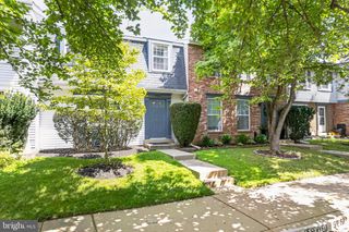 7525 WEATHERBY DR, Rockville, MD 20855