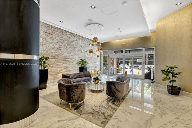 1250 S Miami Ave 2802, Miami, FL 33130