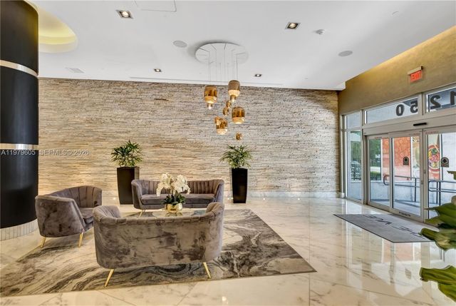 1250 S Miami Ave 2802, Miami, FL 33130