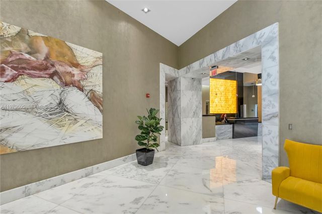 1250 S Miami Ave 2802, Miami, FL 33130