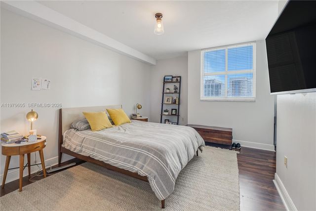 1250 S Miami Ave 2802, Miami, FL 33130