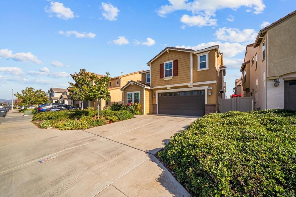 Image 2 of property listing at 1251 S Magnolia Avenue, El Cajon, CA 92020