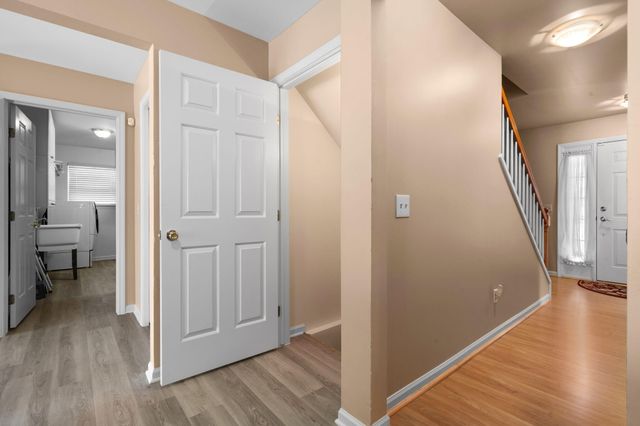 9639 Hampton Drive, Van Buren Twp, MI 48111