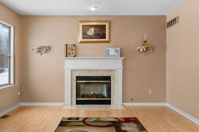 9639 Hampton Drive, Van Buren Twp, MI 48111