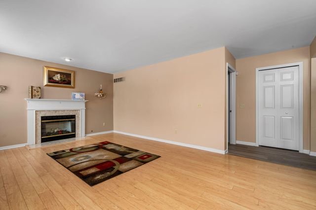 9639 Hampton Drive, Van Buren Twp, MI 48111