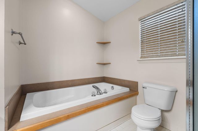 9639 Hampton Drive, Van Buren Twp, MI 48111