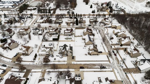 9639 Hampton Drive, Van Buren Twp, MI 48111