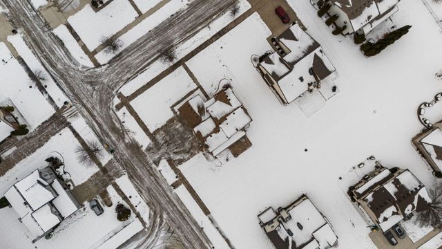 9639 Hampton Drive, Van Buren Twp, MI 48111