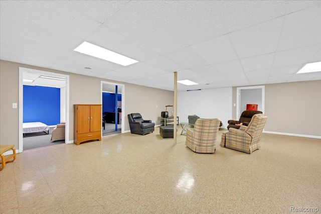 44680 Elizabeth Road, Clinton Charter Township, MI 48036