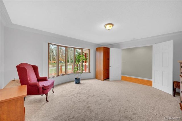 44680 Elizabeth Road, Clinton Charter Township, MI 48036