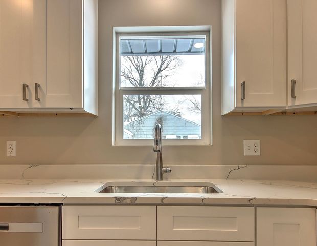 815 Eason Court, La Porte, IN 46350