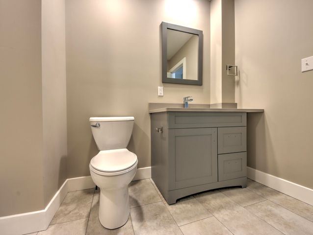 815 Eason Court, La Porte, IN 46350