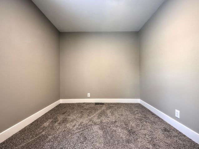 815 Eason Court, La Porte, IN 46350