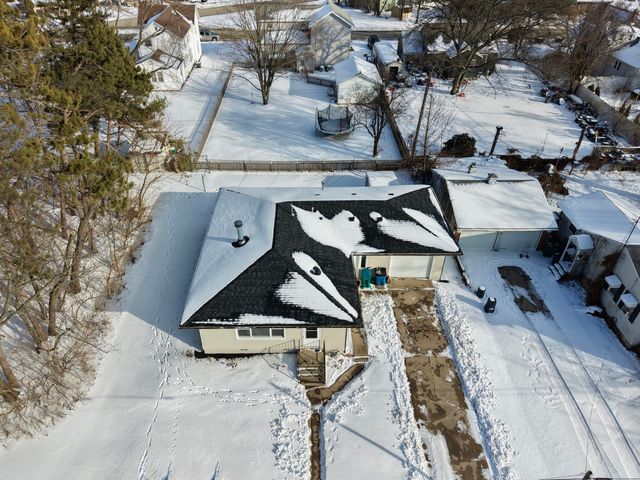 815 Eason Court, La Porte, IN 46350