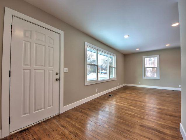 815 Eason Court, La Porte, IN 46350