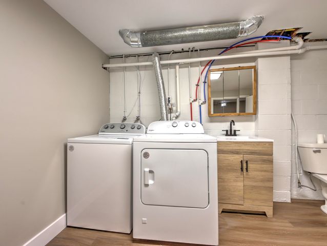 815 Eason Court, La Porte, IN 46350