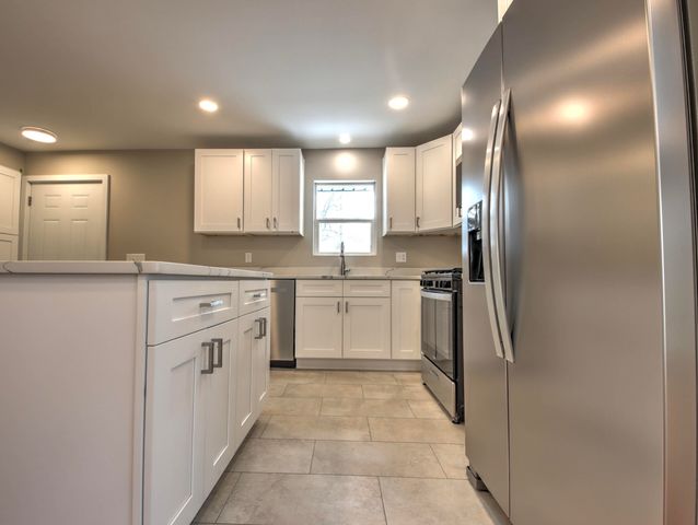 815 Eason Court, La Porte, IN 46350