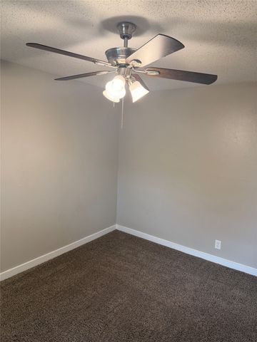 2514 Greenway Street, Arlington, TX 76010